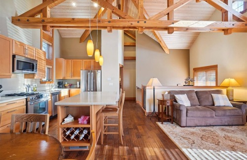 Tolovana Park House | The Lodges D2 - Beachcomber Vacation Homes