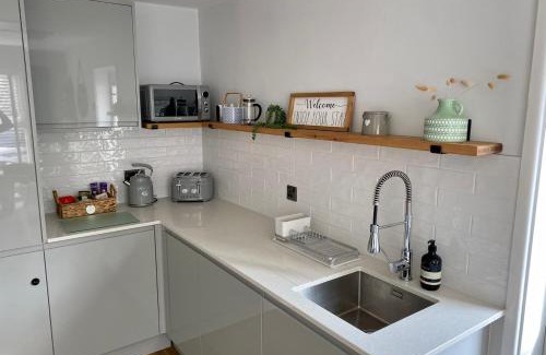 Combe Martin Apartment | ‘The Loft’ - Apartment by the sea