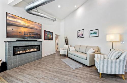 Egg Harbor House | The Loft at Egg Harbor Lifestyle