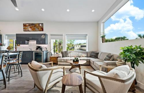 Egg Harbor House | The Loft at Egg Harbor Lifestyle