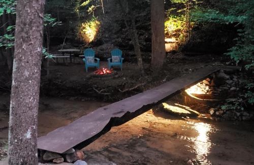 Hickman House | The Loft at Old Falls