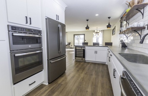 Walla Walla Apartment | The Loft on Birch, Downtown Walla Walla, sleek modern industrial Condo