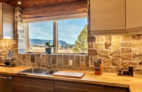 Pagosa Springs Apartment | The Log Homenn