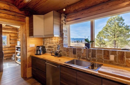 Pagosa Springs Apartment | The Log Homenn