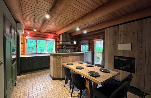 Knesselare House | The Loghouse between Ghent and Bruges