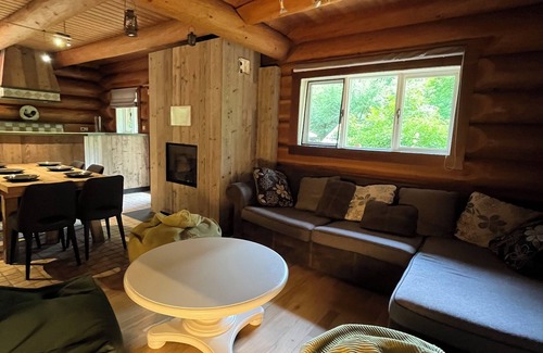 Knesselare House | The Loghouse between Ghent and Bruges