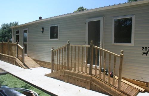 Mawr House | The Lookout - Park Home, Farm Park Stay