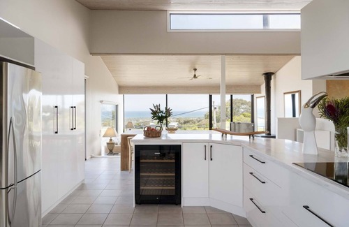 Anglesea House | The Lookout Retreat - "One of the best views in Anglesea."