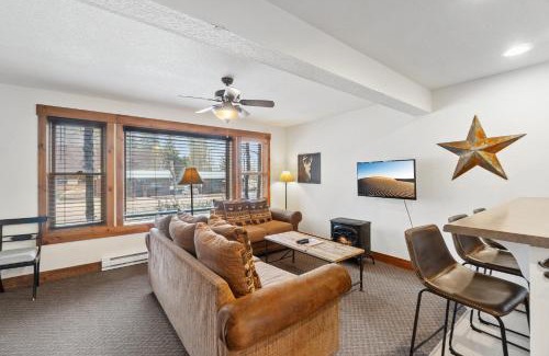 Grand Lake Hotel | The Loose Moose Lodge #7 At Downtown Grand Lake N