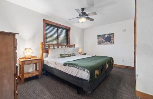 Grand Lake Hotel | The Loose Moose Lodge #7 At Downtown Grand Lake N