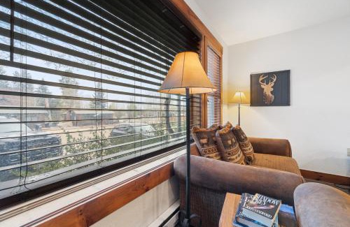 Grand Lake Hotel | The Loose Moose Lodge #7 At Downtown Grand Lake N