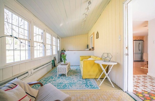 Accord House | The Louie II: Accord Farmhouse near Arrowood w/Hot Tub & Large Yard