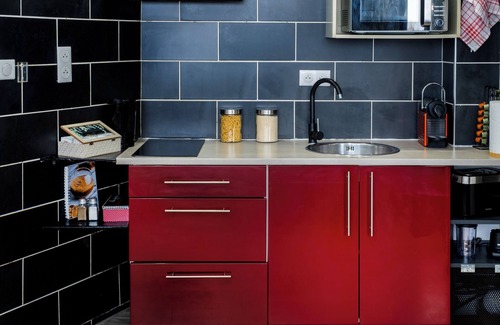 Lourdes Apartment | The Lourdes lime tree! A cosy, charming home in the heart of downtown.