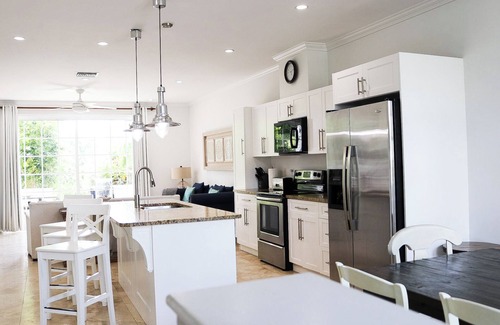 Palm Cay House | The Lucayan at Palm Cay - Luxury 4BR-Gated MarinaResort~Pool~Beach~Tennis