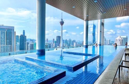 Kuala Lumpur City Centre Apartment | The Luxe By klcc infinitum