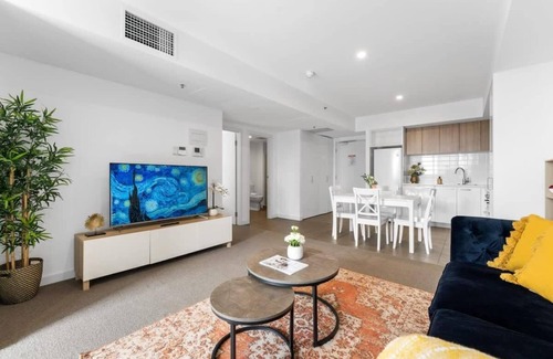 Adelaide Central Business District Apartment | The Luxury/City Central/Pool/Gym/Parking/WiFi