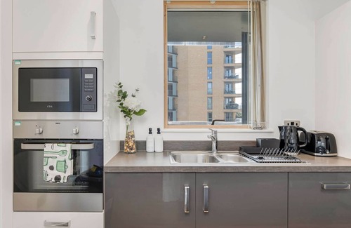 Ladywell Apartment | The Luxx - One bed - Lewisham