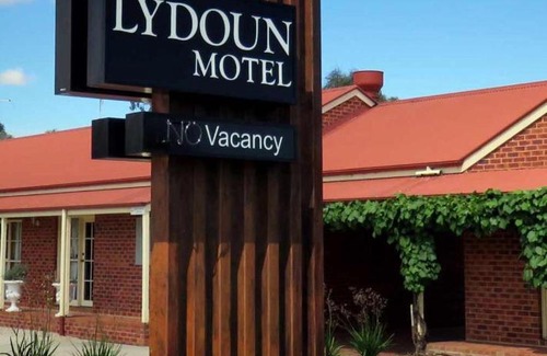Chiltern Hotel | The Lydoun Motel
