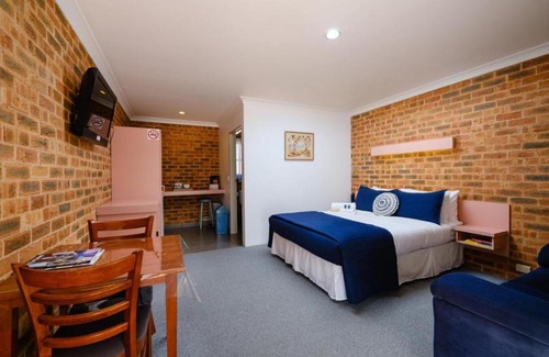 Chiltern Hotel | The Lydoun Motel