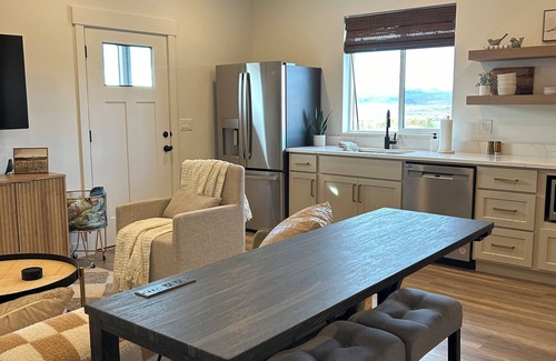 Lyman Apartment | The Lyman Getaway