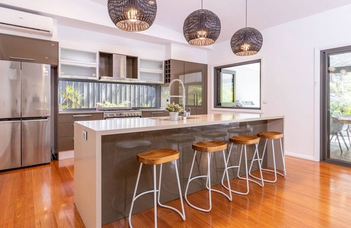 Smiths Lake House | The Mac. the amazing The Mac