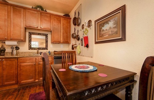 Arsenal Hotel | The Madison Riverwalk