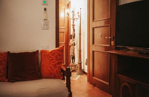 Dorsoduro Apartment | The Magic of Venice
