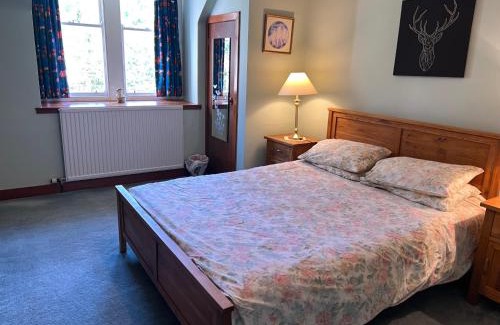 Biggar House | The Maid's House