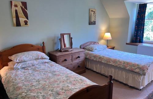 Biggar House | The Maid's House