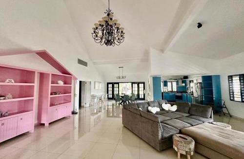 Willemstad House | The Main-house in Yemaya Heart n Home Curaçao