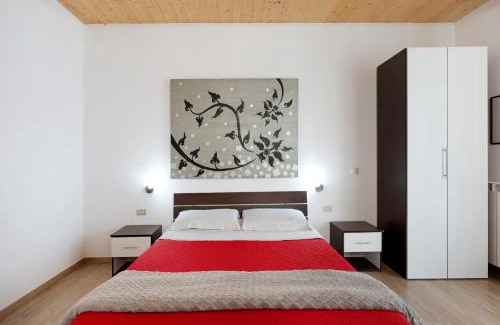 San Lazzaro Apartment | The Main Street Holiday House