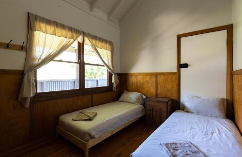 Bungwahl House | THE MAINSTAY Farmstay - book one of 4 houses or all 4, minutes to Seal Rocks!