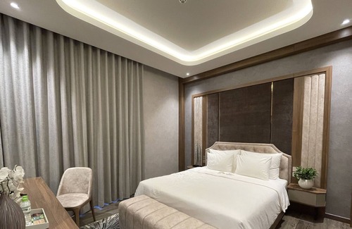 Binh Tan Hotel | The Malibu Saigon