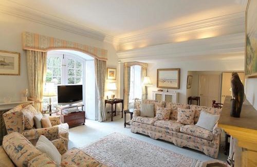 Burford House | The Malt House