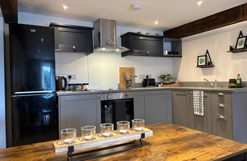 Kirk Sandall Apartment | The Maltings - Contemporary 2 bedroom apartment with en-suite