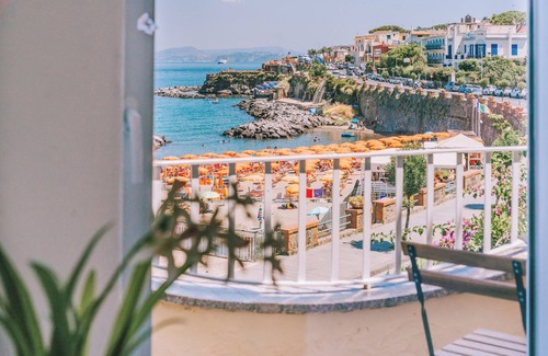 Casamicciola Terme House | The Mana Suite Seaview Apartments