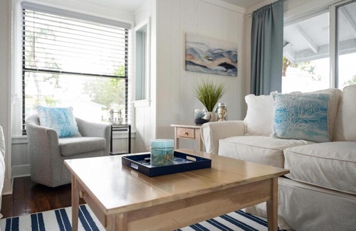 Bonita Shores House | The Mango House