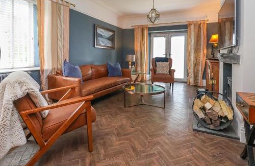 Llandudno Junction House | The Manor House Skerry Vore