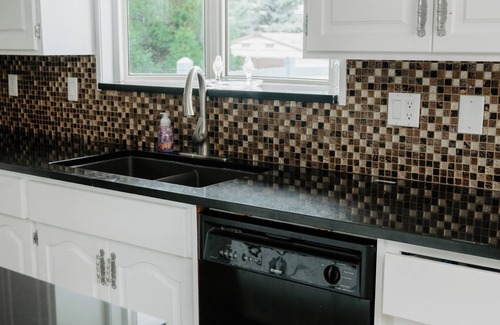 Northeast Edmonton House | The Mansion House
