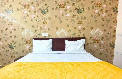 Vrindavan Hotel | The Manthan Stays