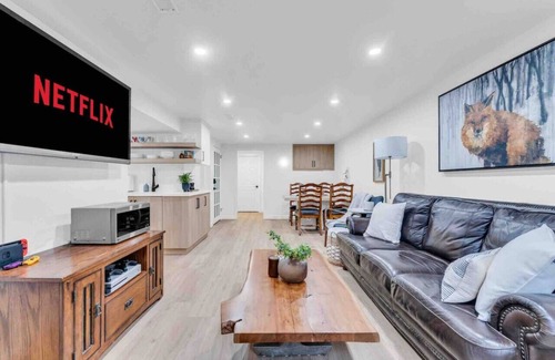 Burlington Apartment | The Maple Tree Private Apartment