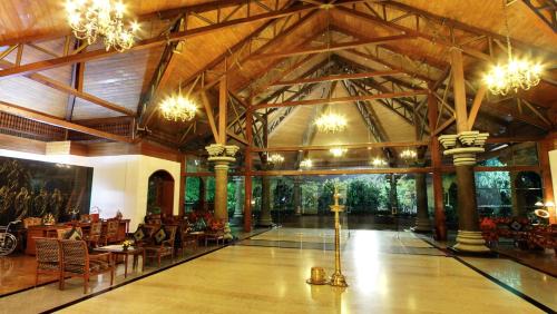 Thiruvananthapuram Hotel | The Mascot Hotel - A Heritage Living Experience