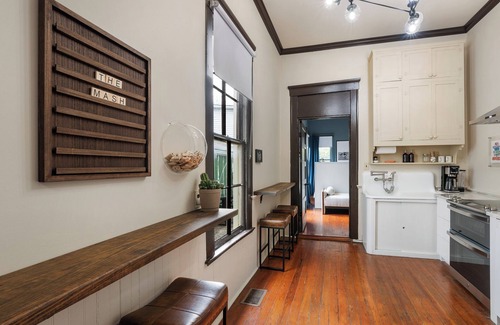 Clifton House | The Mash Lou– Walk to Frankfort Ave Dining & Nightlife -Near Downtown Louisville