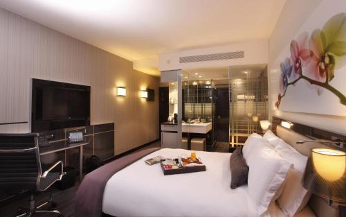 Sandown Hotel | The Maslow Hotel, Sandton