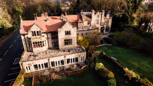 Grindleford Hotel | The Maynard