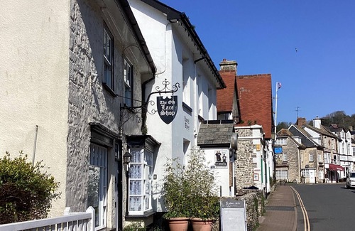 Beer Cottage | The Mead