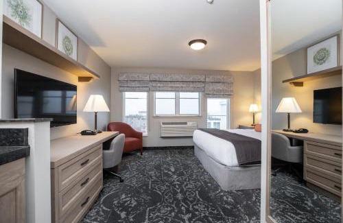 Lower Queen Anne Hotel | The Mediterranean Inn