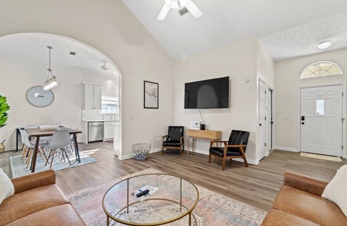 El Centro Beach House | The Memory Maker PCB