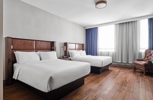 Byward Market - Parliament Hill Hotel | The Metcalfe Hotel