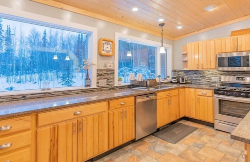 Fairbanks House | The Mia Hideaway With Northern Aurora Views